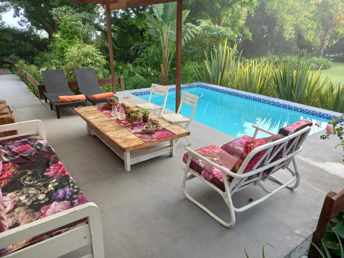 Hotel Rouana Guest Farm à Stellenbosch Extérieur photo