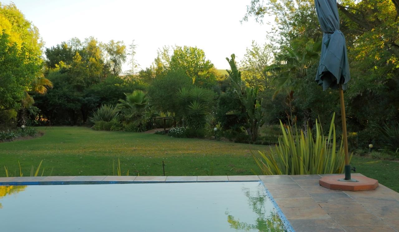 Hotel Rouana Guest Farm à Stellenbosch Extérieur photo